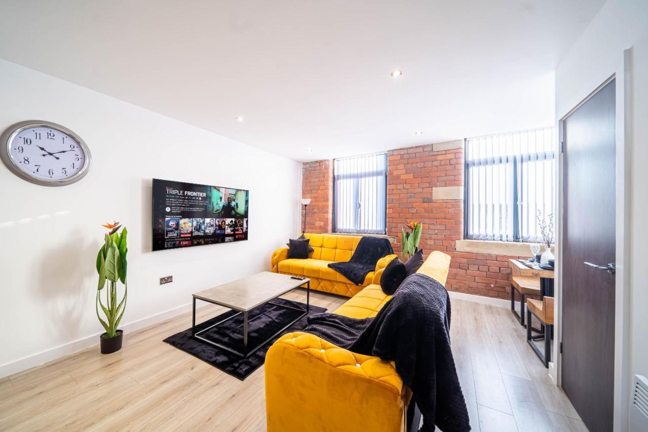 Fancy 2-bedroom With 2 Bathrooms In Bradford Town Centre Apartment