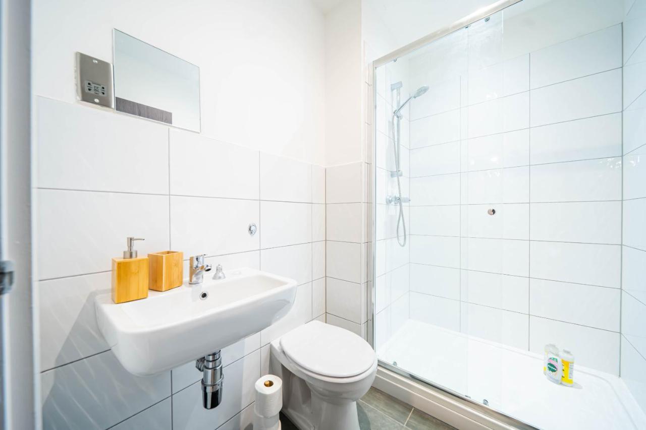 Fancy 2-bedroom With 2 Bathrooms In Bradford Town Centre Bradford (West Yorkshire)